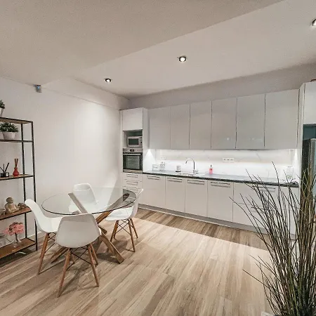 Pool Voula Close To Kavouri By Cielo Homes